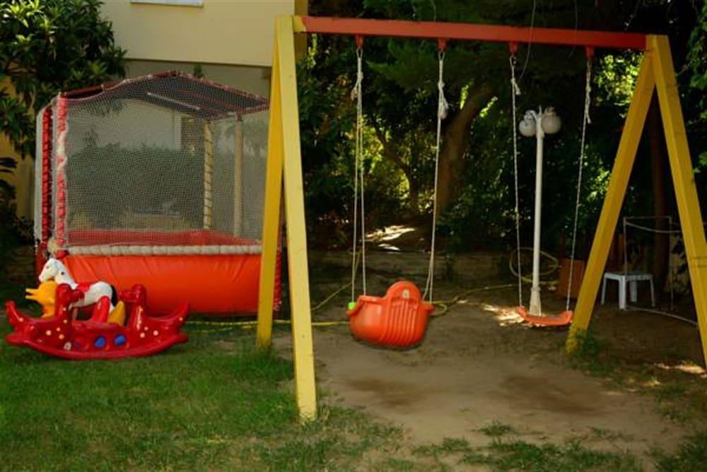 Melissa Garden Apart Hotel Side Exterior photo